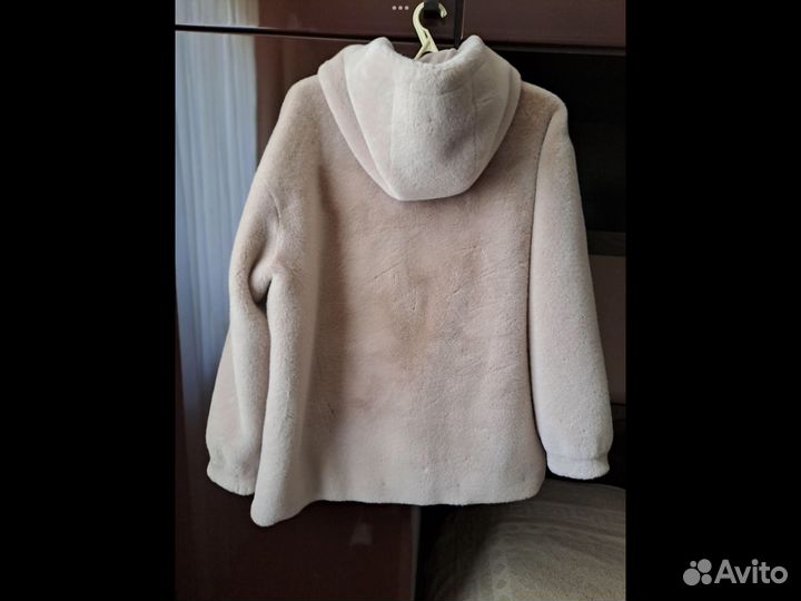 Шуба женская 46 размер
