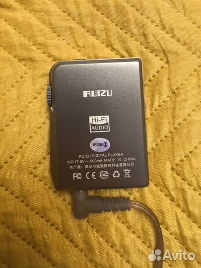 Продам mp3 плеер с наушниками ruizu a58