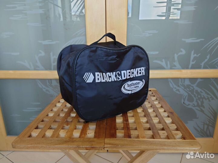 Автомобильный пылесос black&decker