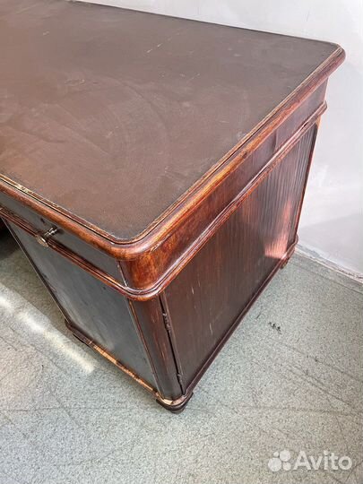 Кабинетный письменный стол СССР