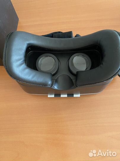 Очки виртуальной реальности для телефона