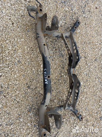 Задний подрамник VW Jetta 5