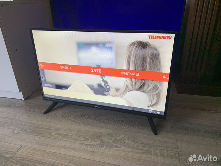 Телевизор Telefunken 32(82cm), Смарт