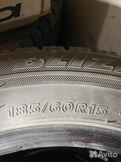 Bridgestone Blizzak VRX 185/60 R15 84H