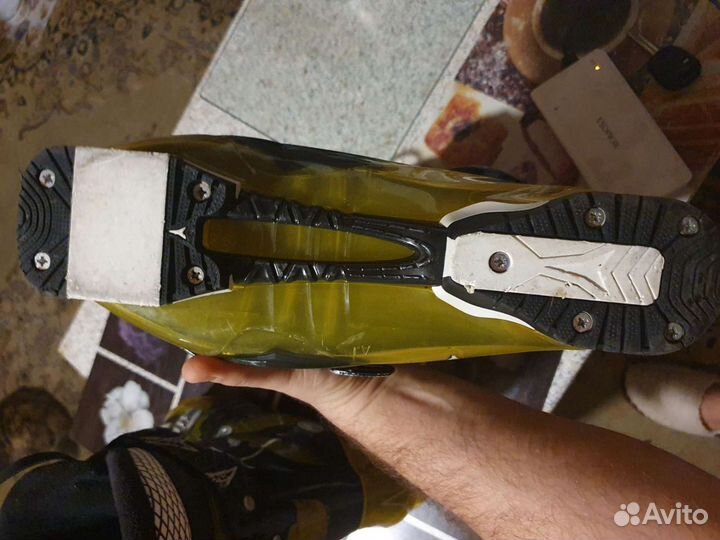 Горнолыжные ботинки Atomik Hawx 90, 28,5