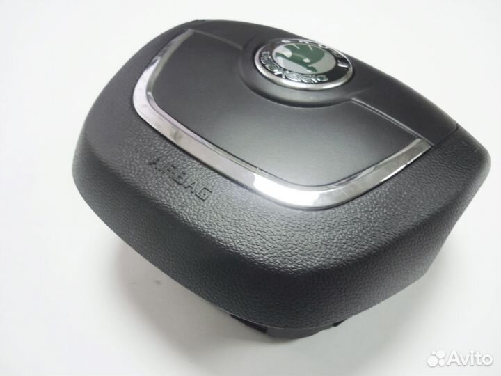 Крышка (заглушка) airbag в руль Skoda Octavia A5