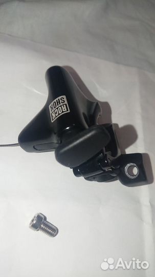 Блокировка вилки Rock Shox Pushloc MMX Right