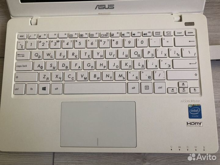 Нэтбук asus x200m
