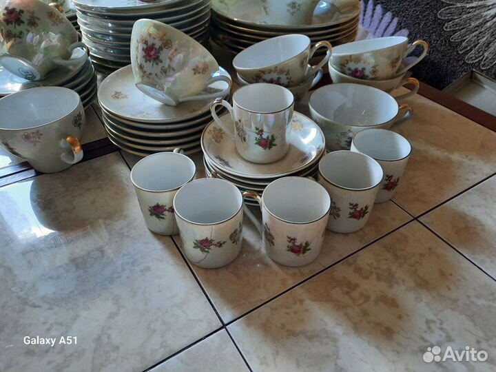 Сервиз столовый роза гдр 64 предмета