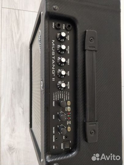 Гитарный комбоусилитель Fender Mustang II 40 Вт