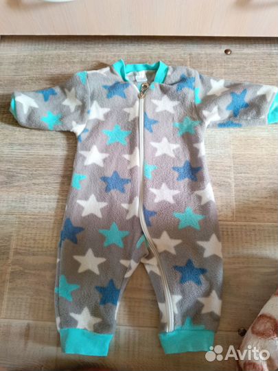 Комбинезон на малыша