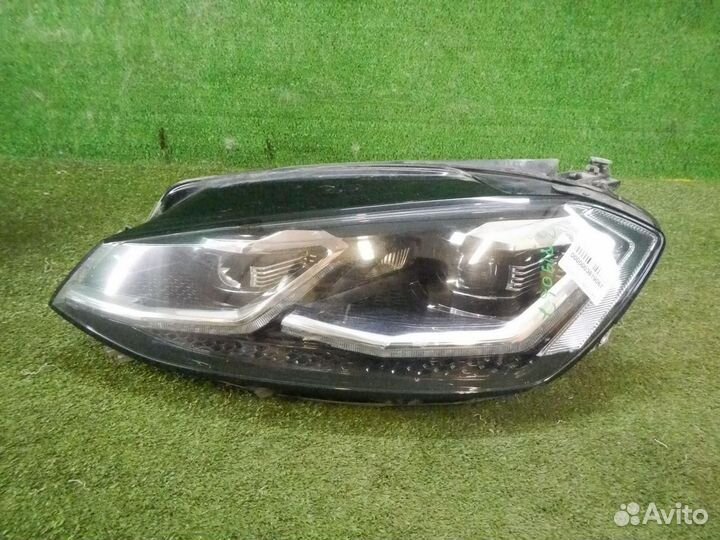 Фара левая Volkswagen Golf