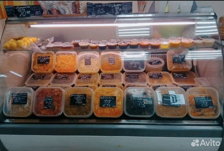 Продавец в отдел вкусных продуктов