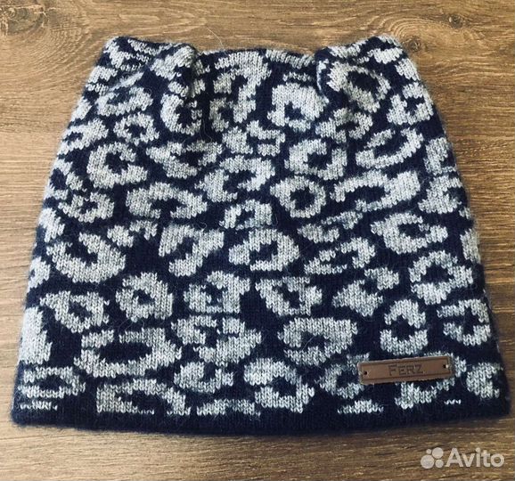 Зимняя шапка с ушками