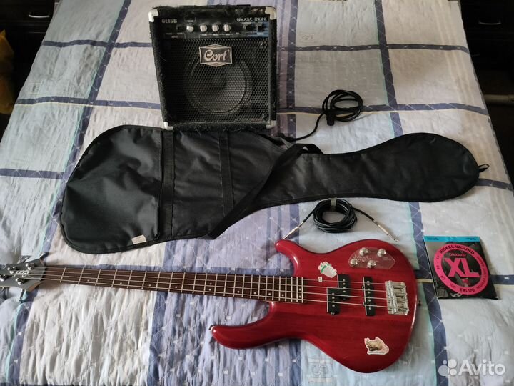 Бас гитара Cort Action Plus + Усилитель