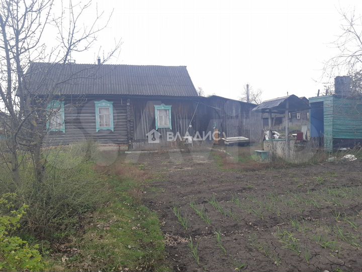 Дом 40 м² на участке 17,3 сот.