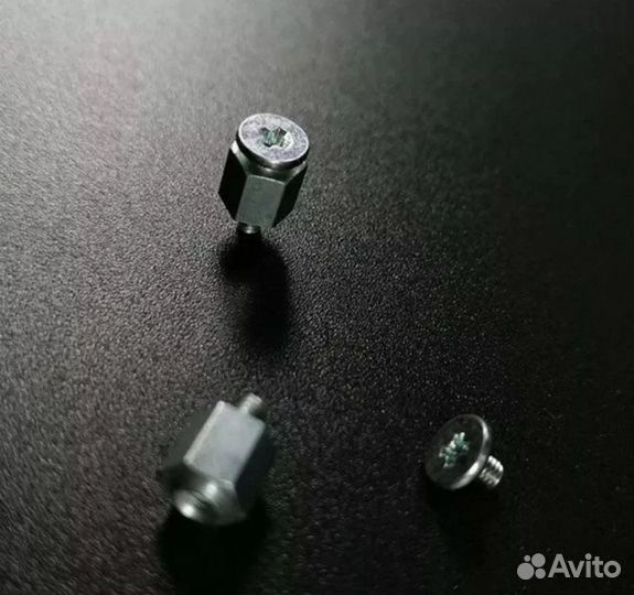 Винт и стойка для крепления SSD M.2