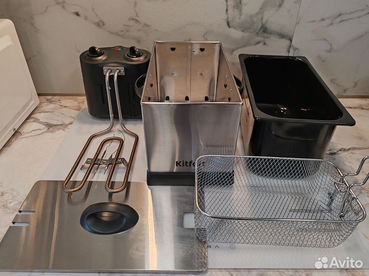 Фритюрница чебуречница 3л. С таймером