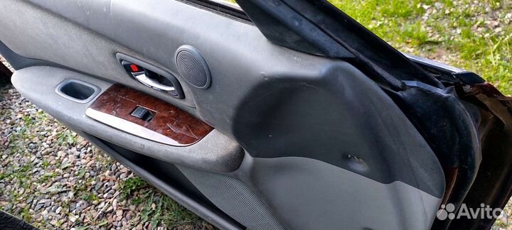 Двери на toyota чайзер