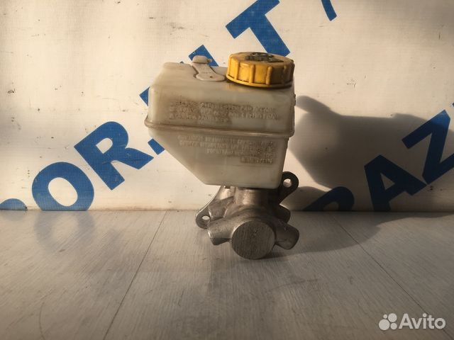 Главный тормозной цилиндр jaguar XF 3.0 ат aj30