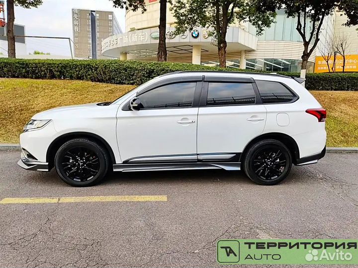 Mitsubishi Outlander 2.0 CVT, 2021, 54 000 км