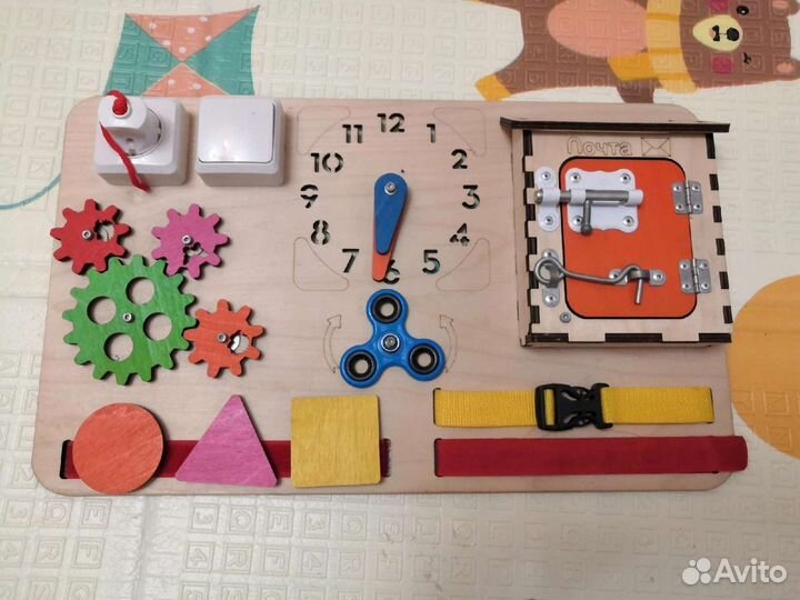 Детский бизиборд деревянный