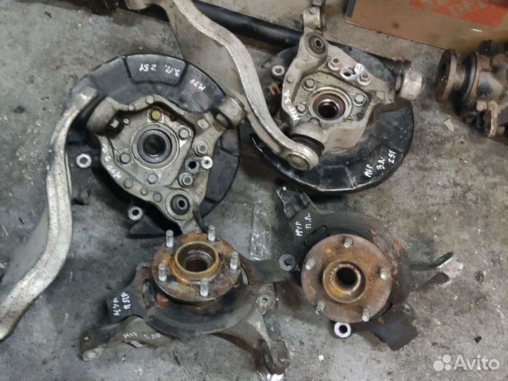 Кулак передний задний в сборе Nissan Murano Z51