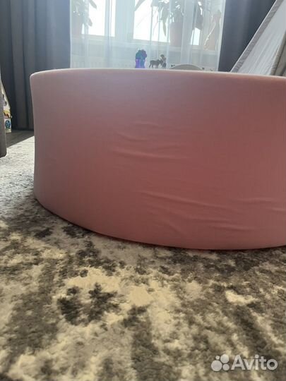 Сухой бассейн с шариками