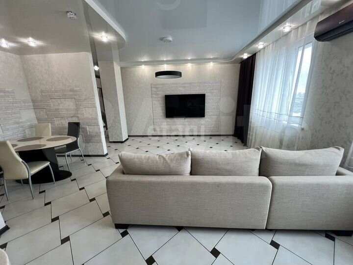 3-к. квартира, 87 м², 13/17 эт.