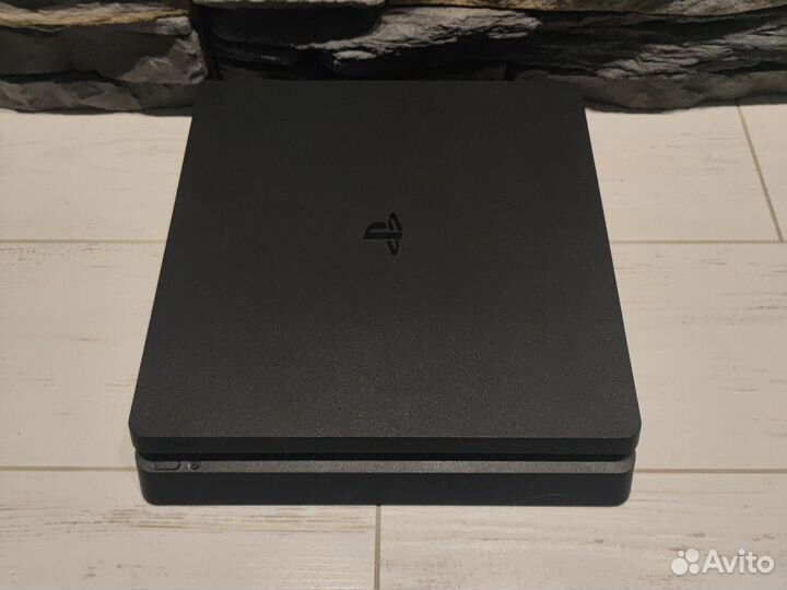 Sony PS4 Slim 1tb