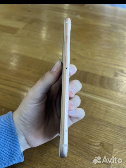 iPhone 8 Plus, 64 ГБ