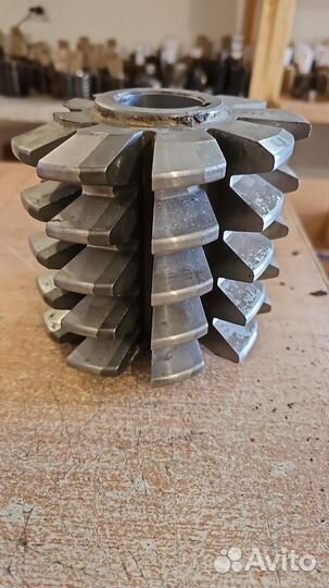 Фреза червячная м8 Р18