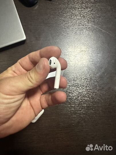 Airpods 2