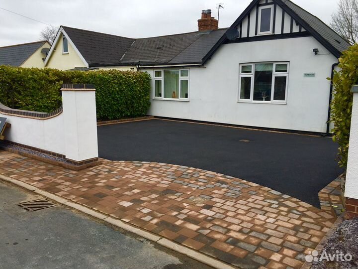 Асфальтирование и благоустройство территории