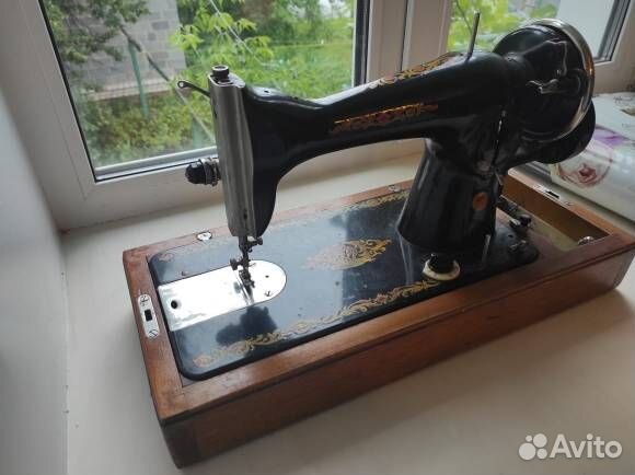 Ручная швейная машинка