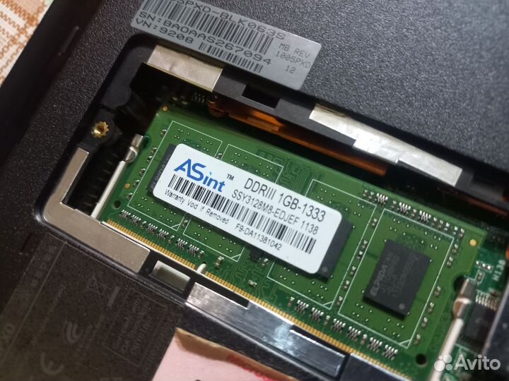 Ноутбук asus