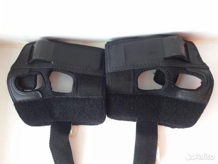 Ролики Re-action 33-36 р и защита Bauer