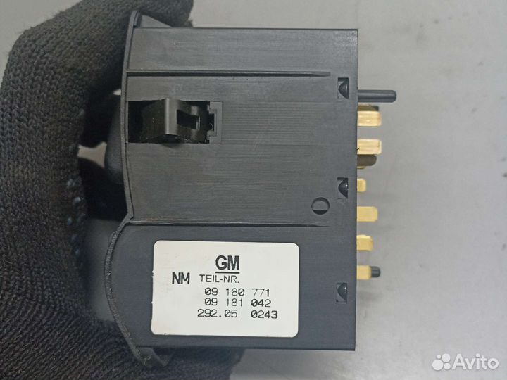 Блок управления светом Сузуки Игнис