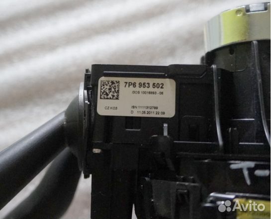 Переключатель подрулевой Volkswagen Touareg