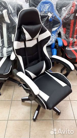 Геймерское (игровое) очень удобное кресло