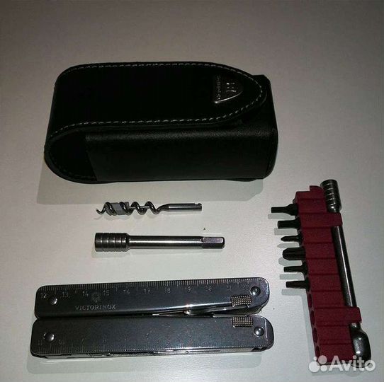 Гребной Мультитул Victorinox SwissTool X Plus