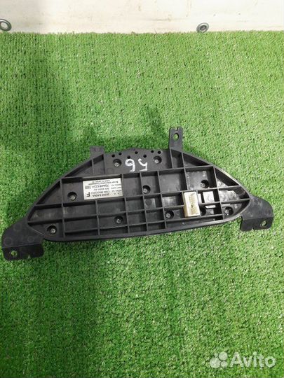 Центральная консоль Nissan Primera P12 седан 2.0