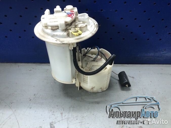 Бензонасос Toyota Corolla E150 насос топливный