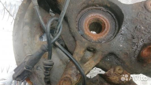 Ступица передняя левая renault megane 3 (6ST08K901