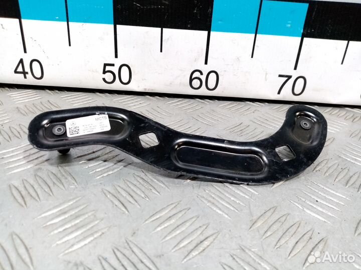 Б/У Захватный крюк складной крыши правый#001