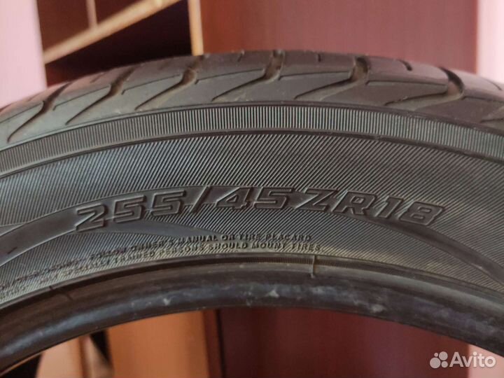 Yokohama Advan Sport V103 25/45 R18