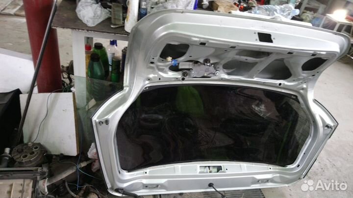 Крышка багажника Тойота Королла Е120 хетчбэк