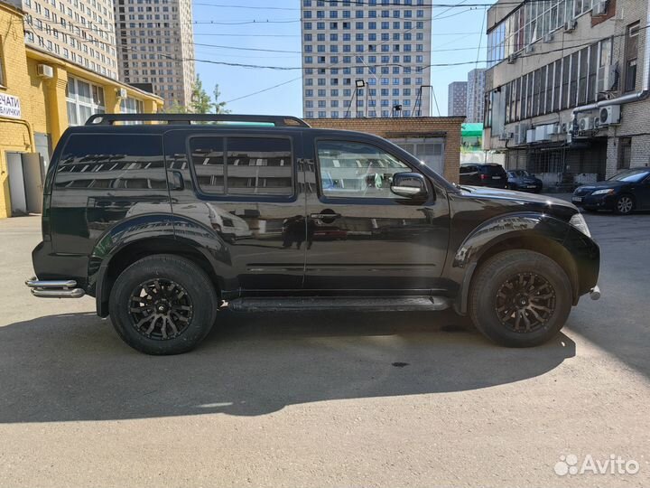 Nissan Pathfinder 2.5 AT, 2011, 176 000 км