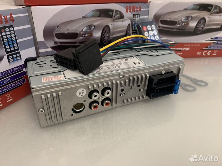 Магнитола с bluetooth