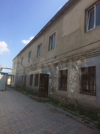 Свободного назначения, 700 м²